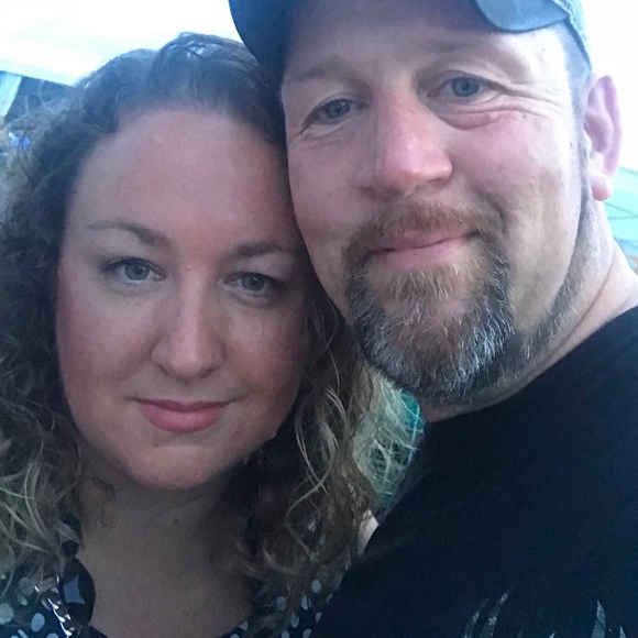 Meet your Posher, Marisa - Picture 1 of 1